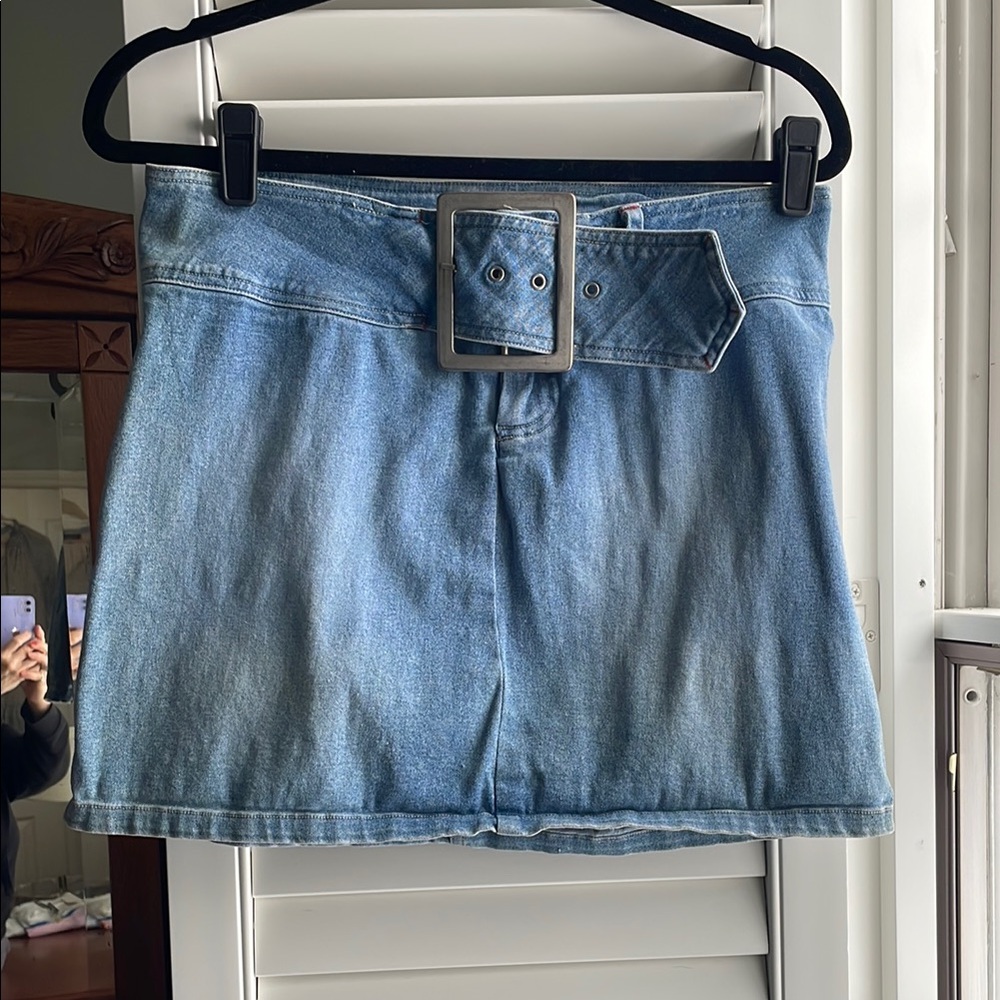 Chic Blue Denim Skirt
